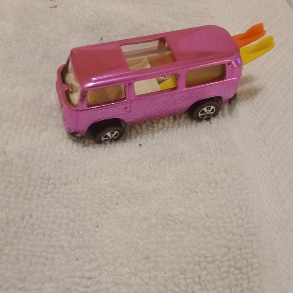 Vintage & Newer Hot Wheels Beach Bomb lot X 4!!!🔥🔥🔥🔥🔥 - Picture 6 of 13